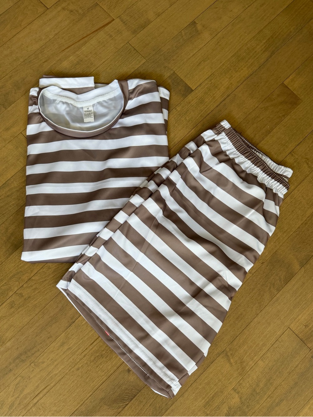 Women’s Striped Short and Top Set (medium)